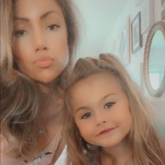 Meet your Posher, Dominique - Picture 5 of 7